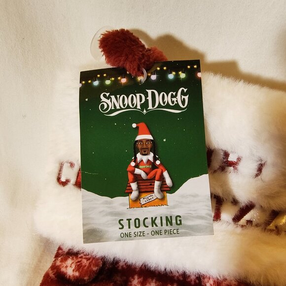 NWT Snoop Dogg Snoop on the Stoop Merry Chrismizzle Stocking - Picture 4 of 9